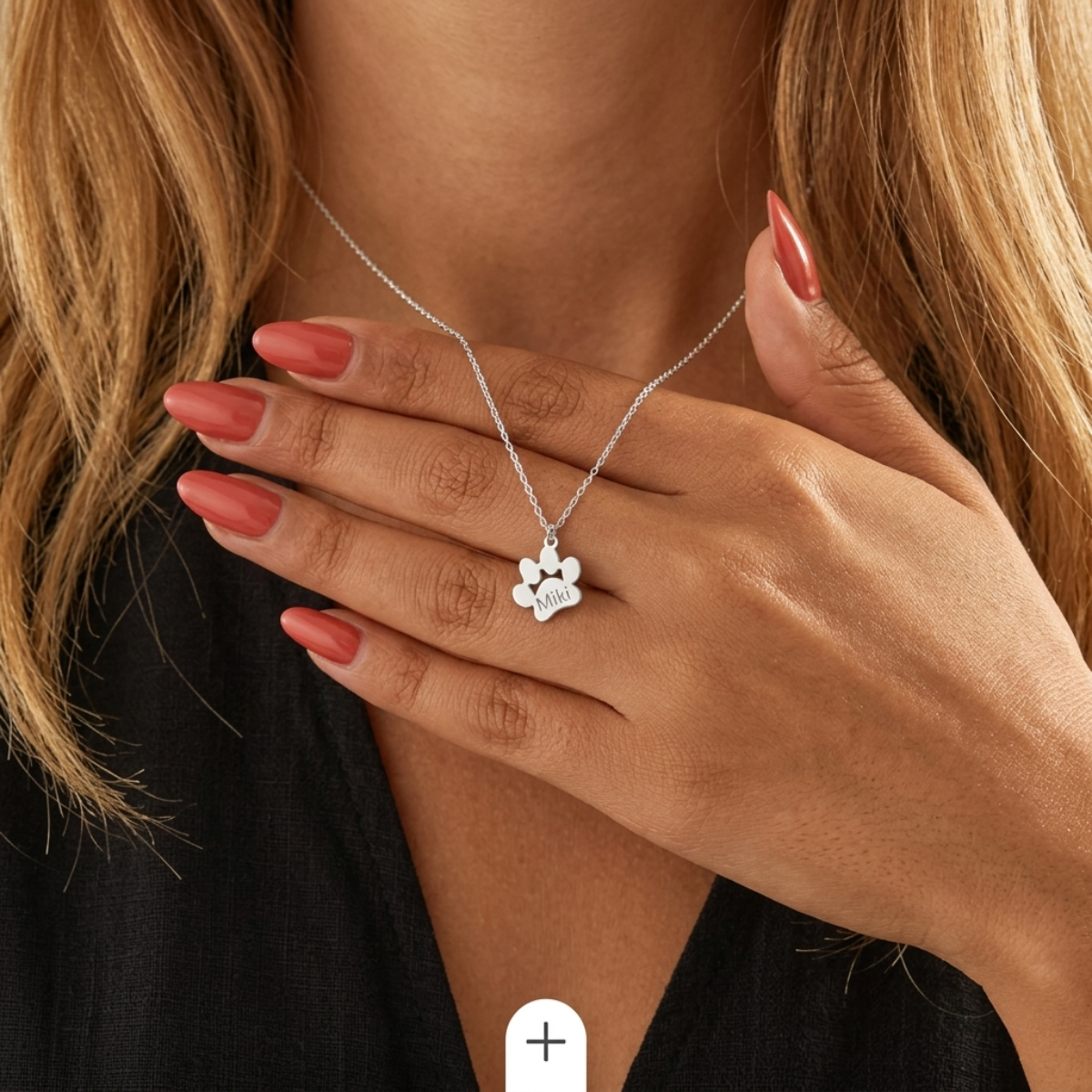 Karmella LovePaw™ - Personalizowany Naszyjnik z Imieniem w Kształcie Łapki